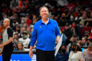 Budenholzer cobrará ocho cifras en Phoenix