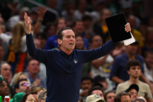 Kenny Atkinson, favorito para dirigir a los Cavaliers