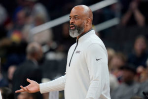 Los Bulls renuevan su equipo de asistentes