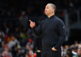 Tyronn Lue extiende su estancia en Los Angeles Clippers