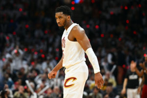 Donovan Mitchell avisa seriamente a los Celtics