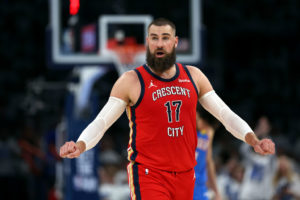Los Pelicans no quieren renovar a Valanciunas