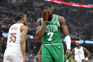Jaylen Brown: "No existen los caminos fáciles en playoffs"