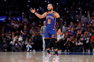 Jalen Brunson pasa por quirófano