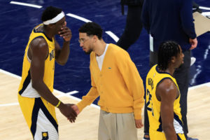 Los Pacers apuntan a seguir sin Haliburton