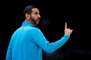 James Borrego rechaza a los Detroit Pistons