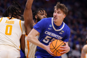 Baylor Scheierman quiere ser la 'navaja suiza' de los Celtics