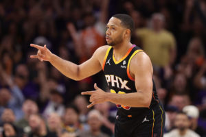 Eric Gordon se convierte en agente libre sin restricciones