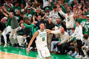 Titánico regreso de Kristaps Porzingis