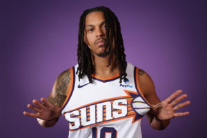 Damion Lee regresa a Phoenix por un año