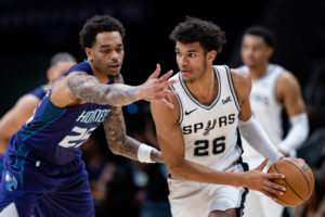 Atlanta se hace con los servicios de Dominick Barlow