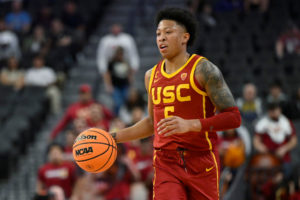 Boogie Ellis firma con los Sacramento Kings