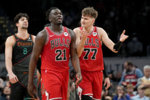 Adama Sanogo seguirá en los Bulls