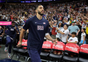 Steve Kerr se siente "un idiota" por no dar minutos a Tatum