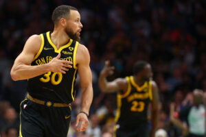 Curry, tras su extensión: "Sigue tratándose únicamente de ganar"