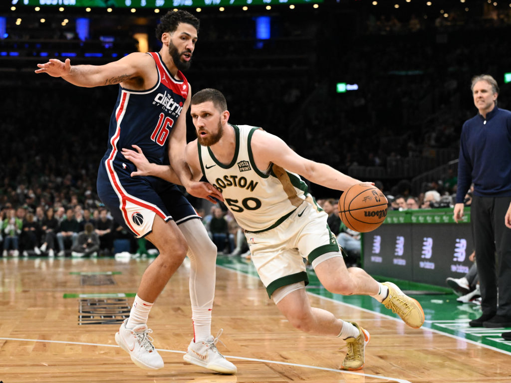 El contrato de Mykhailiuk con los Jazz apenas está garantizado