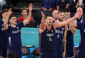 Pesic cree que los árbitros "no respetaron" a Serbia