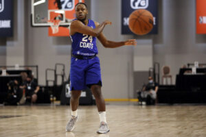 Philadelphia recompensa a Jared Brownridge