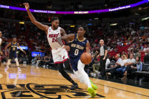 Detroit probará a Dereon Seabron