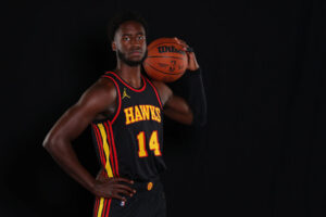 Houston corta a A.J. Griffin y acerca su retirada