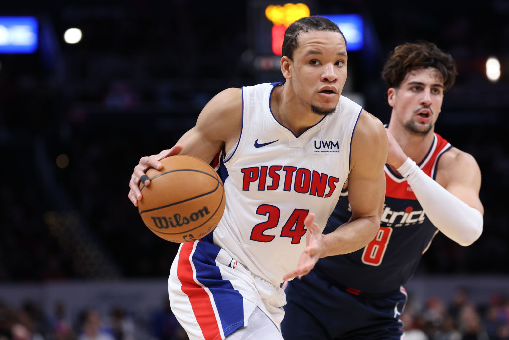 Kevin Knox firma con los Golden State Warriors