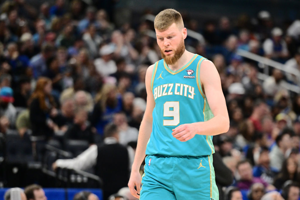 Davis Bertans llega a los Warriors