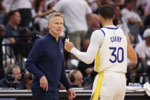 Kerr aún no ha decidido quién será el nuevo compañero de Curry