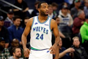 Los Knicks se refuerzan con T.J. Warren
