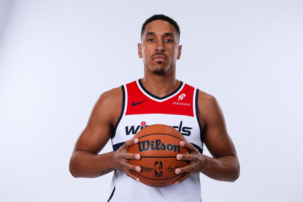 Malcolm Brogdon pasa por el quirófano