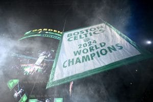Los Celtics reciben sus anillos de campeones NBA