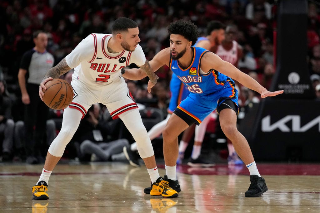 Lonzo Ball, obligado a parar por una nueva lesión