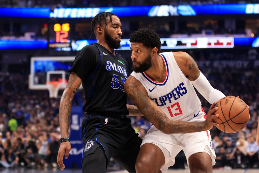 Paul George en un partido con Los Angeles Clippers