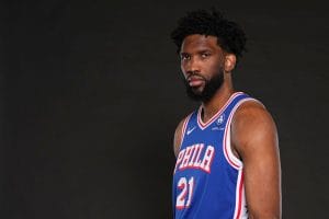 Joel Embiid en el media day