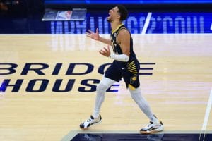 Tyrese Haliburton se desespera durante un Pacers vs. Celtics