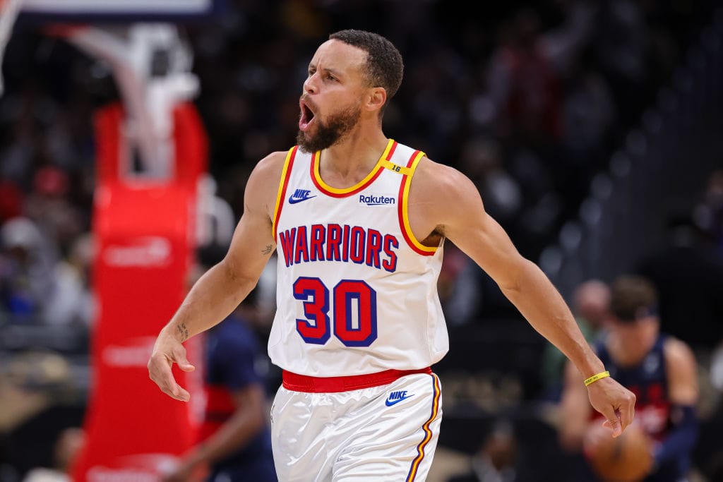 Stephen Curry celebrando