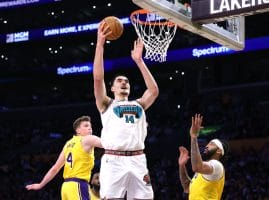 Memphis pierde a Zach Edey por lesión