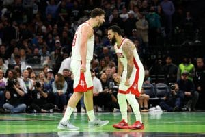 Estos Rockets van muy en serio
