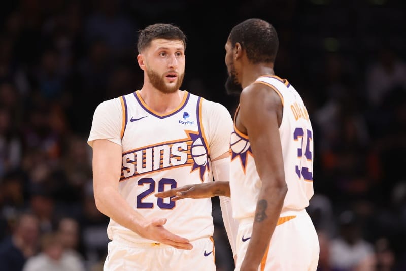 Jusuf Nurkic y Kevin Durant
