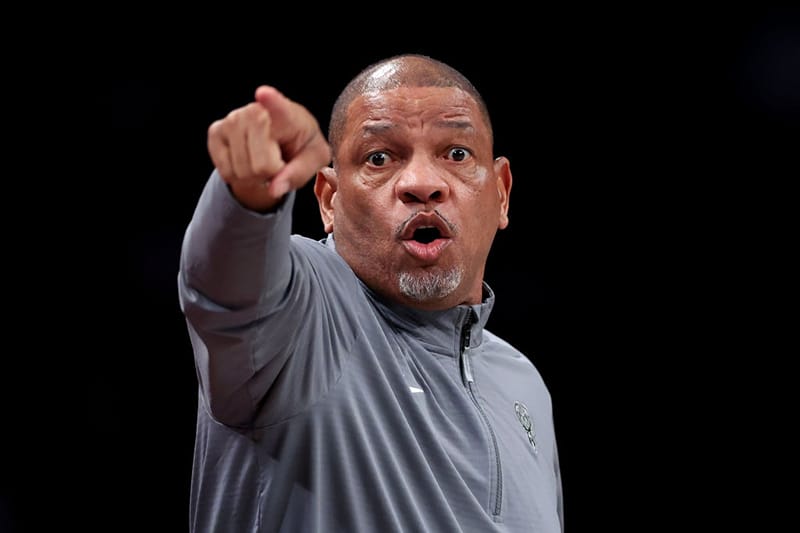 Doc Rivers da instrucciones
