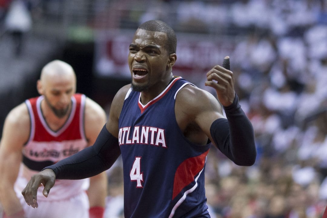 Paul Millsap protesta una acción
