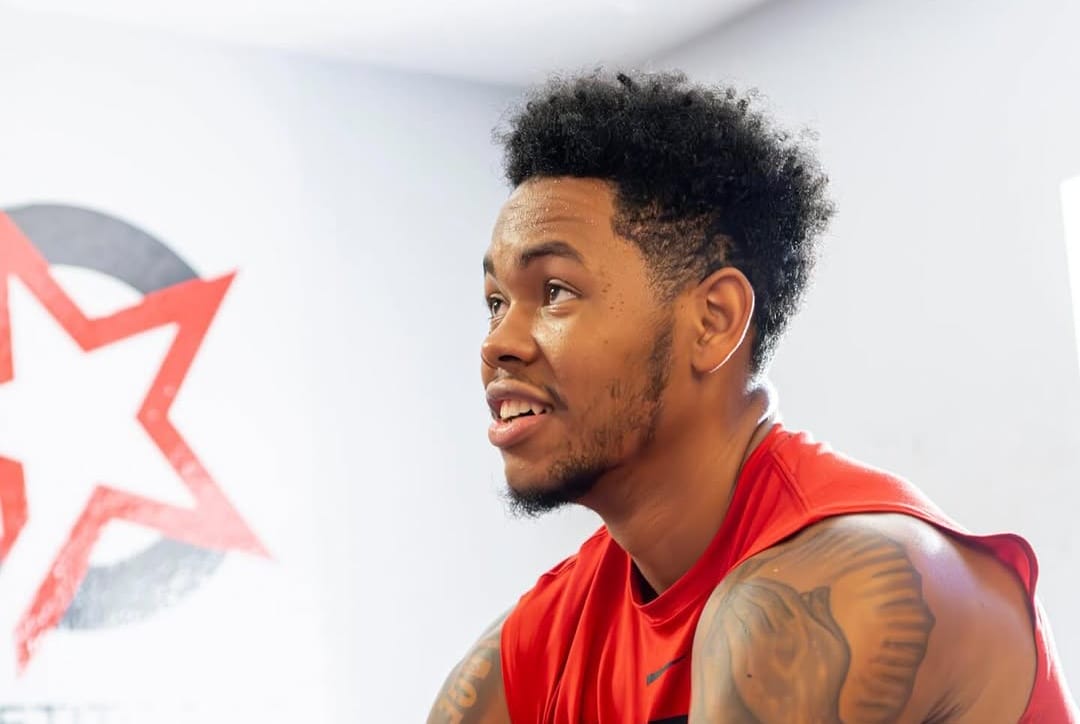 Anfernee Simmons se entrena en las instalaciones de los Blazers