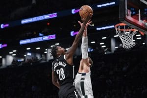Los Lakers cierran el traspaso de Dorian Finney-Smith