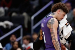 LaMelo Ball se lamenta