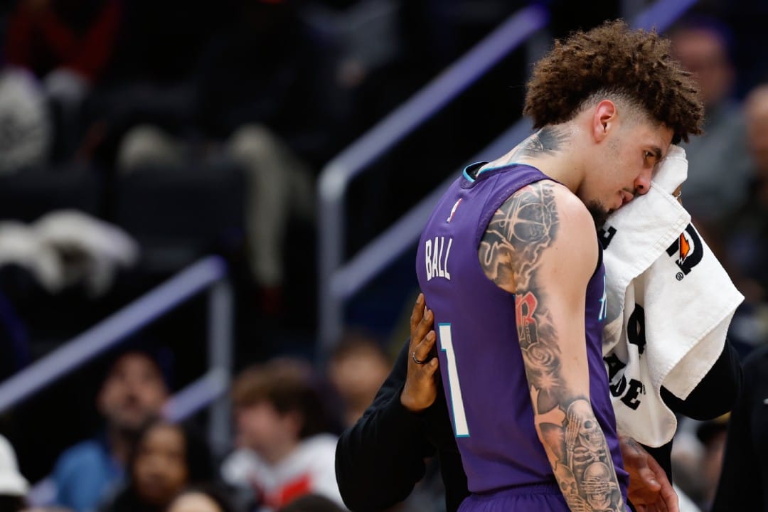 LaMelo Ball se lamenta