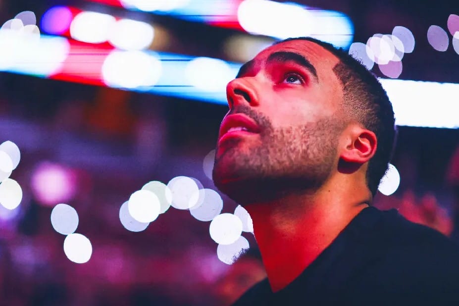 Jontay Porter antes de un partido