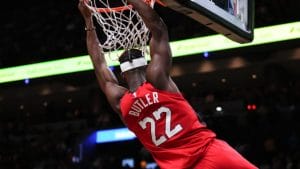 Jimmy Butler vuelve a caer