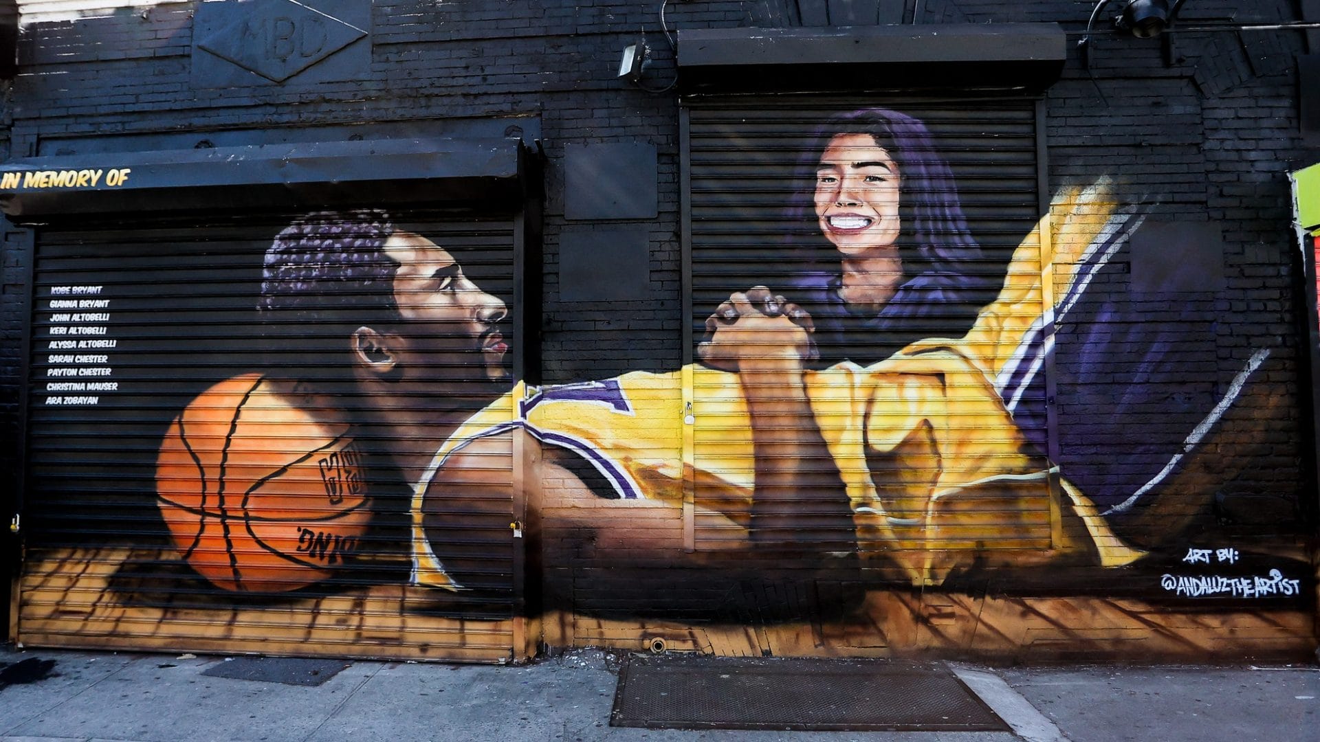 Mural de Kobe Bryant y su hija Gianna