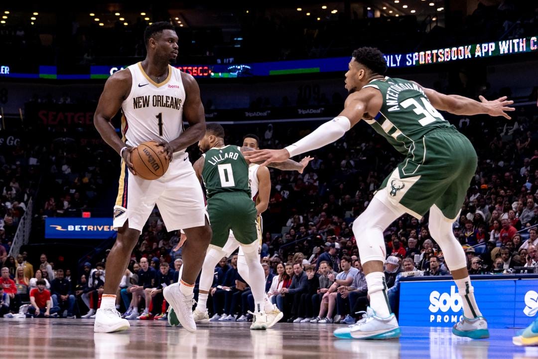Zion Williamson reta a Giannis Antetokounmpo