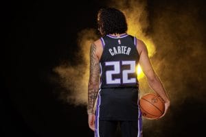 El novato Devin Carter podría debutar esta noche ante Memphis