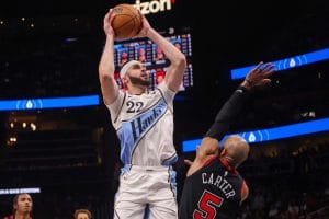Larry Nance Jr.
